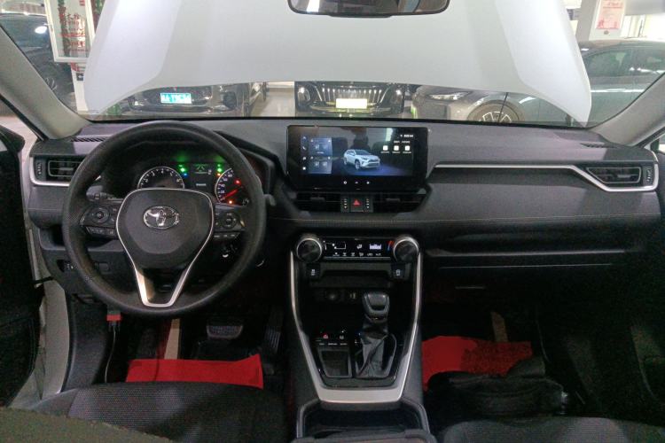 Used Toyota RAV4 2024 2.0L CVT Two-Wheel Drive Urban Edition Interior 2