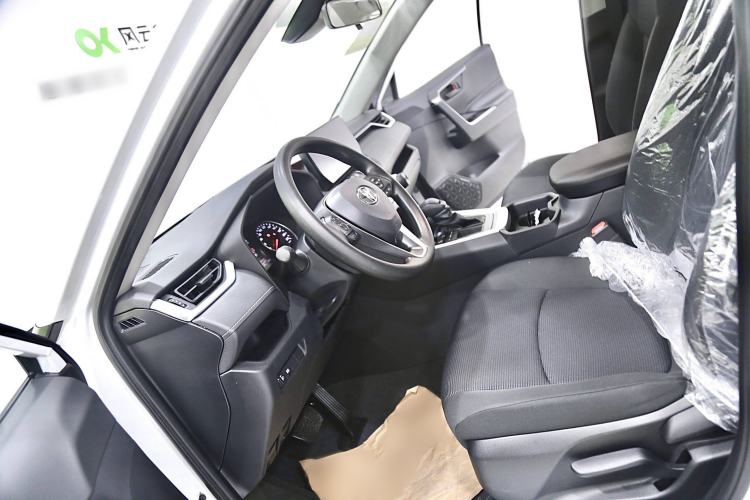 Used Toyota RAV4 2024 2.0L CVT Two-Wheel Drive Urban Edition Interior 4