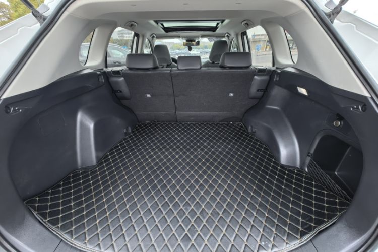 Used Toyota RAV4 2024 Dual-Motor 2.5L E-CVT Two-Wheel Drive Elite Plus Edition Interior 9