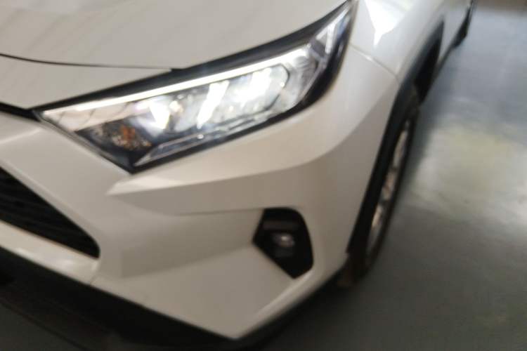 Used Toyota RAV4 2024 2.0L CVT Two-Wheel Drive Urban Edition Left Front Headlight