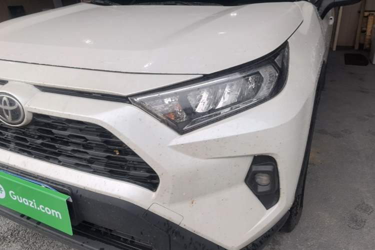 Used Toyota RAV4 2024 2.0L CVT Two-Wheel Drive Urban Edition Left Front Headlight