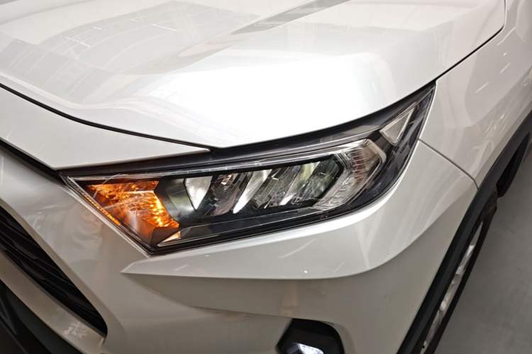 Used Toyota RAV4 2024 2.0L CVT Two-Wheel Drive Urban Edition Left Front Headlight