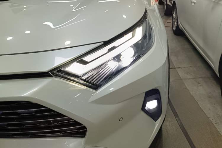 Used Toyota RAV4 2024 2.0L CVT Two-Wheel Drive Fashion Plus Edition Left Front Headlight