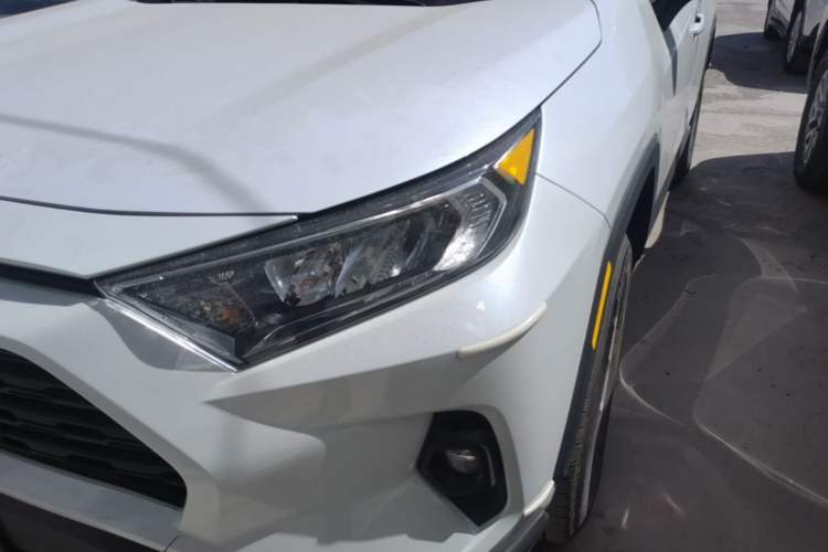Used Toyota RAV4 2024 2.0L CVT Two-Wheel Drive Urban Edition Left Front Headlight