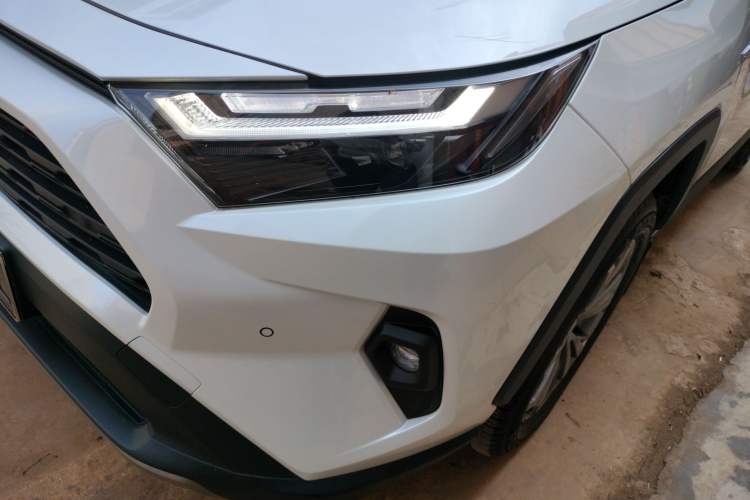Used Toyota RAV4 2024 Dual-Motor 2.5L E-CVT Two-Wheel Drive Elite Plus Edition Left Front Headlight