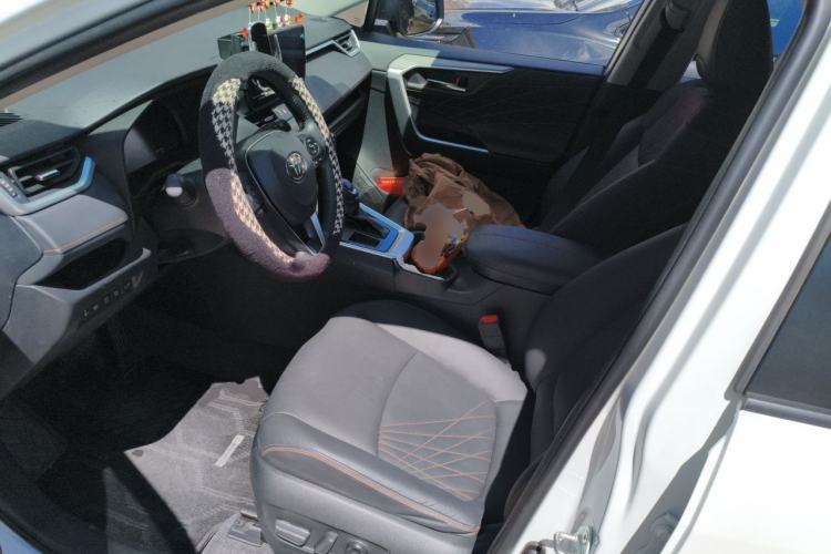 Used Toyota RAV4 2024 2.0L CVT Two-Wheel Drive Fashion Plus Edition Left Front Seat