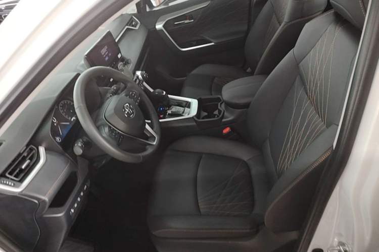 Used Toyota RAV4 2024 2.0L CVT Two-Wheel Drive Fashion Plus Edition Left Front Seat