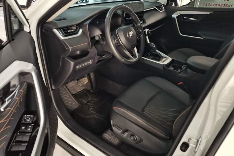 Used Toyota RAV4 2024 2.0L CVT Two-Wheel Drive Fashion Plus Edition Left Front Seat
