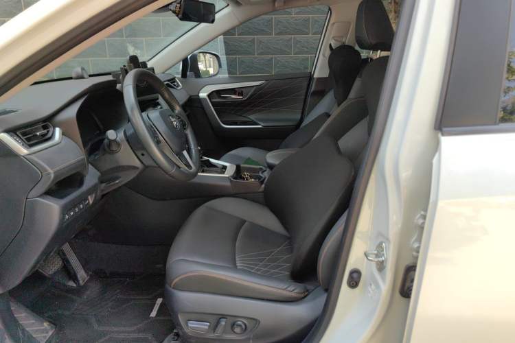 Used Toyota RAV4 2024 2.0L CVT Two-Wheel Drive Fashion Plus Edition Left Front Seat