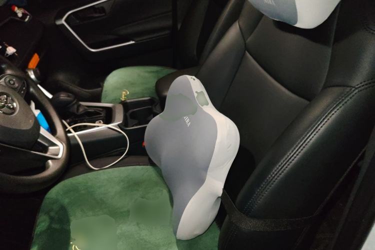 Used Toyota RAV4 2024 2.0L CVT Two-Wheel Drive Urban Edition Left Front Seat