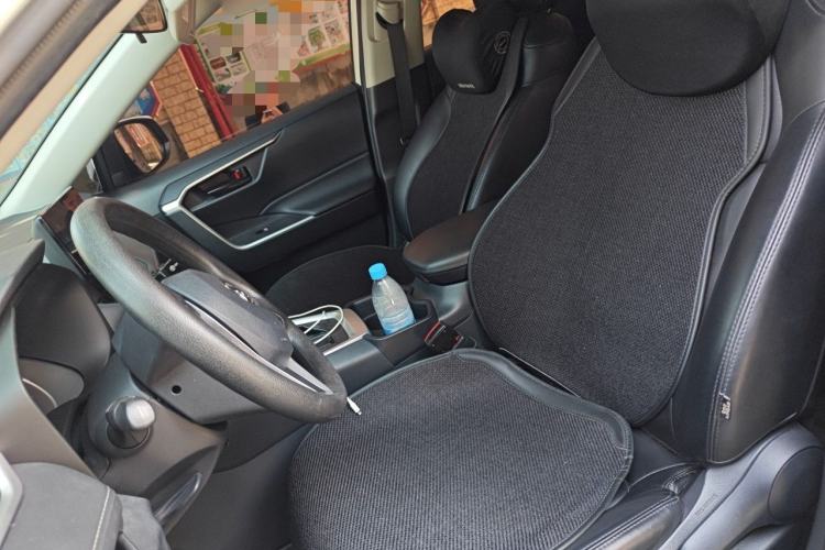 Used Toyota RAV4 2024 2.0L CVT Two-Wheel Drive Urban Edition Left Front Seat