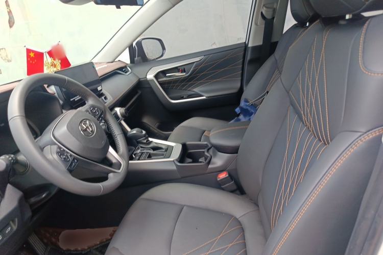 Used Toyota RAV4 2024 2.0L CVT Two-Wheel Drive Fashion Plus Edition Left Front Seat