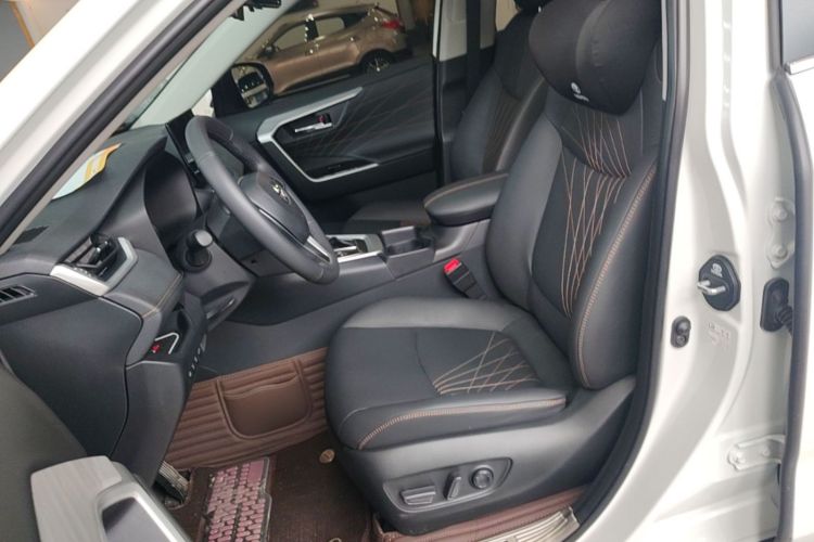 Used Toyota RAV4 2024 2.0L CVT Two-Wheel Drive Fashion Plus Edition Left Front Seat