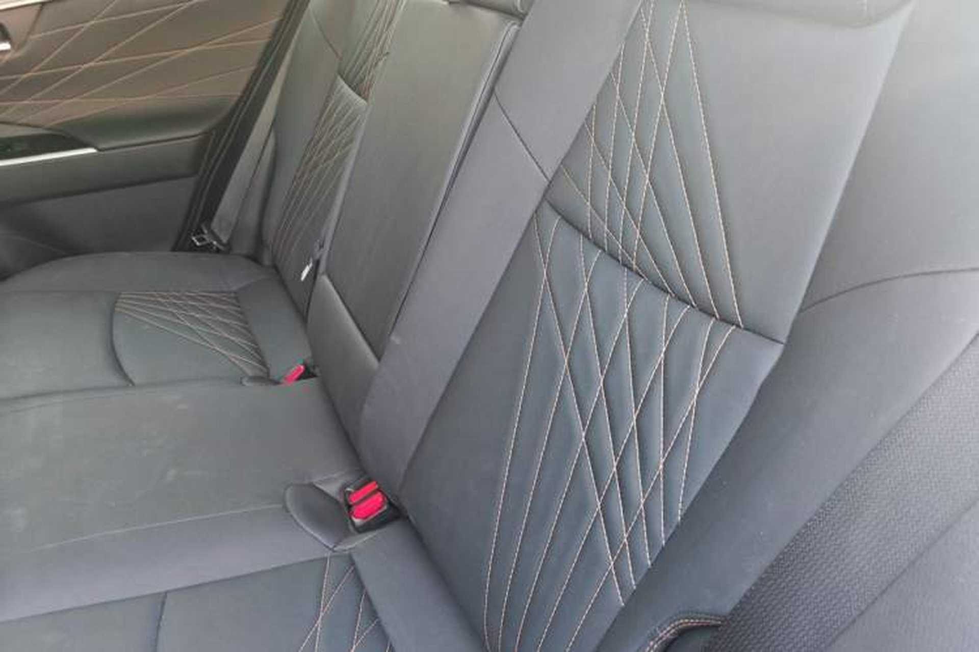 Used Toyota RAV4 2024 2.0L CVT Two-Wheel Drive Fashion Plus Edition Left Rear Seat