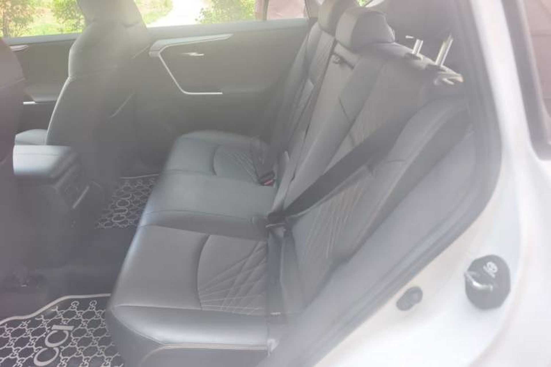 Used Toyota RAV4 2024 2.0L CVT Two-Wheel Drive Fashion Plus Edition Left Rear Seat