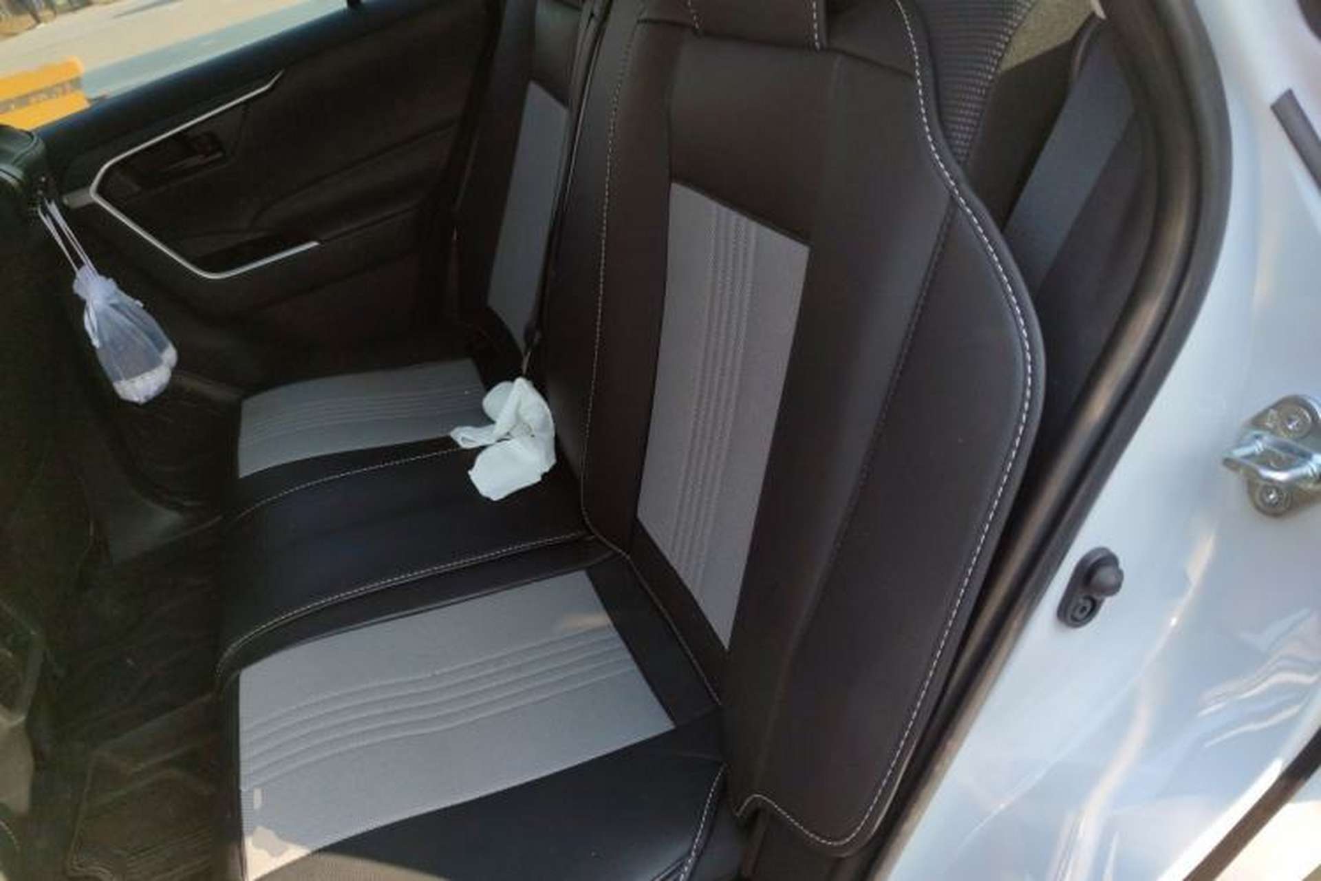 Used Toyota RAV4 2024 2.0L CVT Two-Wheel Drive Urban Edition Left Rear Seat