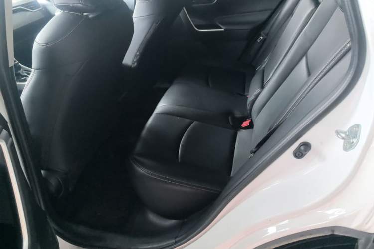 Used Toyota RAV4 2024 2.0L CVT Two-Wheel Drive Urban Edition Left Rear Seat
