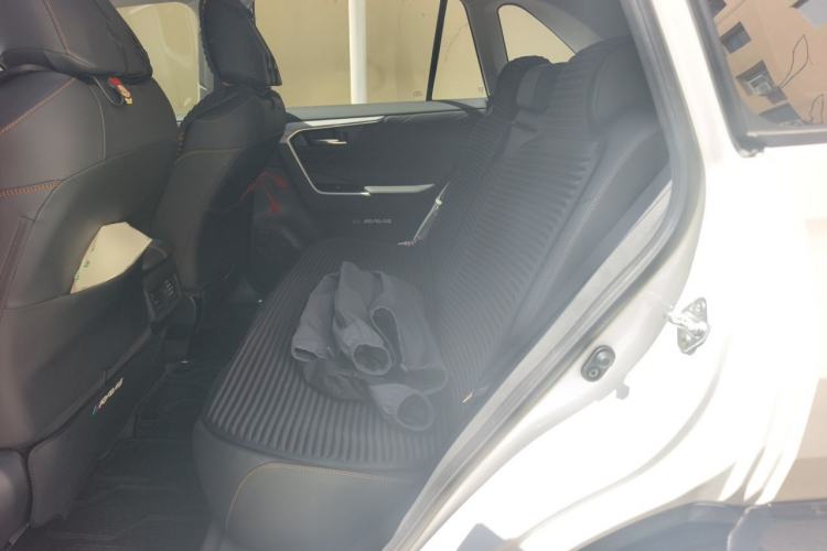 Used Toyota RAV4 2024 2.0L CVT Two-Wheel Drive Fashion Plus Edition Left Rear Seat