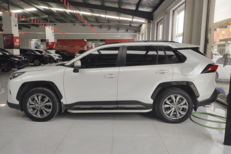 Used Toyota RAV4 2024 2.0L CVT Two-Wheel Drive Fashion Plus Edition Left Side