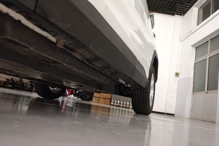 Used Toyota RAV4 2024 2.0L CVT Two-Wheel Drive Urban Edition Left Side Sill