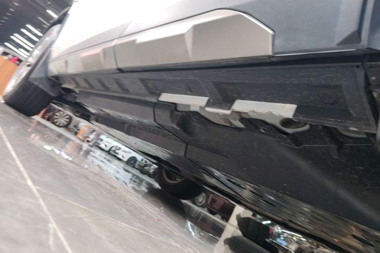 Used Toyota RAV4 2024 2.0L CVT Two-Wheel Drive Fashion Plus Edition Left Side Sill
