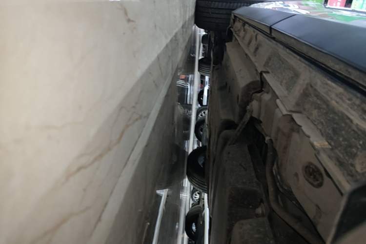 Used Toyota RAV4 2024 Dual-Motor 2.5L E-CVT Two-Wheel Drive Elite Plus Edition Left Side Sill