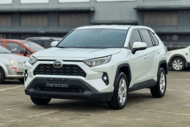 Used Toyota RAV4 2024 2.0L CVT Two-Wheel Drive Urban Edition