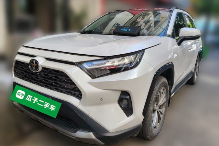 Toyota RAV4 2024 2.0L CVT Two-Wheel Drive Fashion Plus Edition