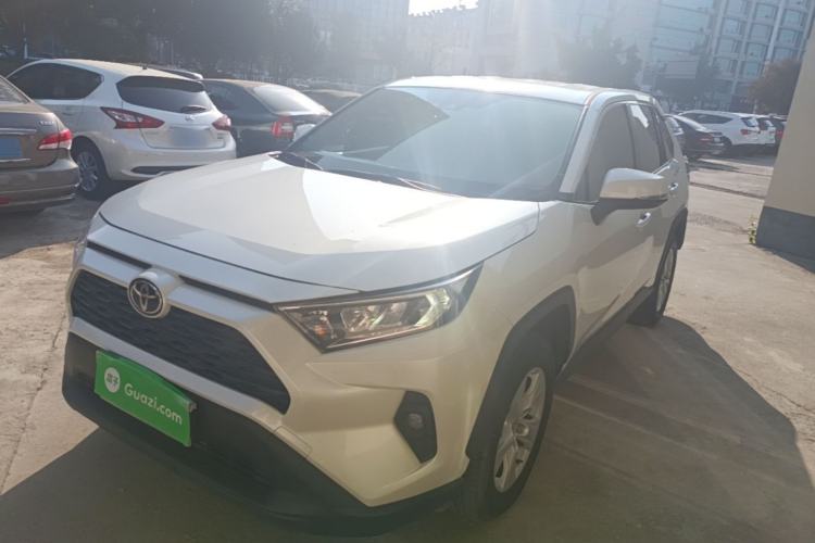 Toyota RAV4 2024 2.0L CVT Two-Wheel Drive Urban Edition