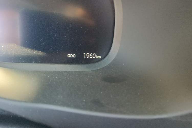 Used Toyota RAV4 2024 2.0L CVT Two-Wheel Drive Fashion Plus Edition Odometer Close Up