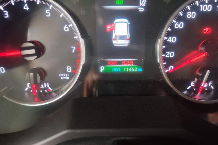 Used Toyota RAV4 2024 2.0L CVT Two-Wheel Drive Urban Edition Odometer Close Up