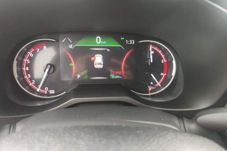 Used Toyota RAV4 2024 2.0L CVT Two-Wheel Drive Fashion Edition Odometer Close Up