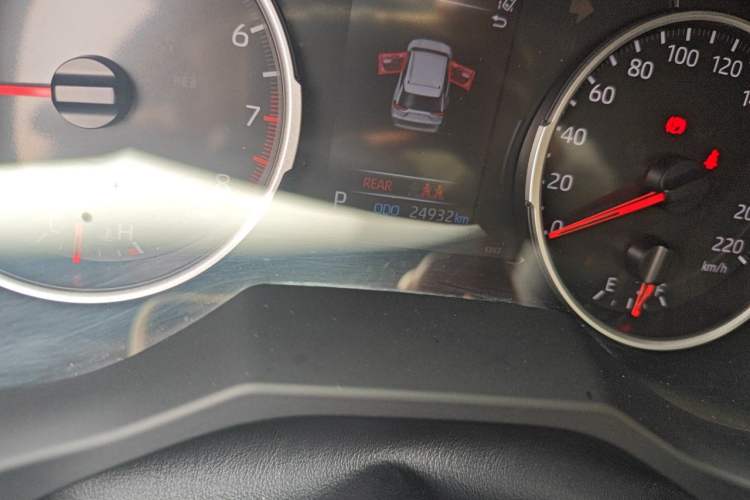 Used Toyota RAV4 2024 2.0L CVT Two-Wheel Drive Urban Edition Odometer Close Up