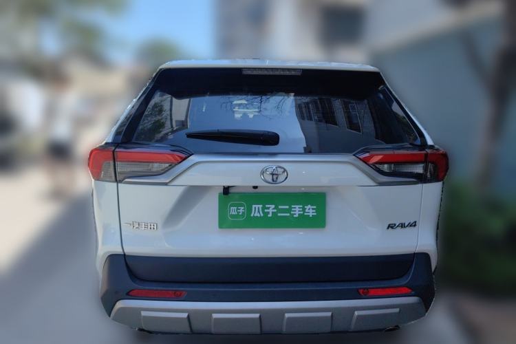 Used Toyota RAV4 2024 2.0L CVT Two-Wheel Drive Fashion Plus Edition Rear