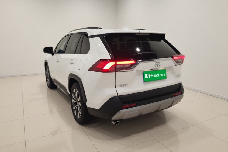 Used Toyota RAV4 2024 2.0L CVT Two-Wheel Drive Fashion Plus Edition Rear Left 45 Deg