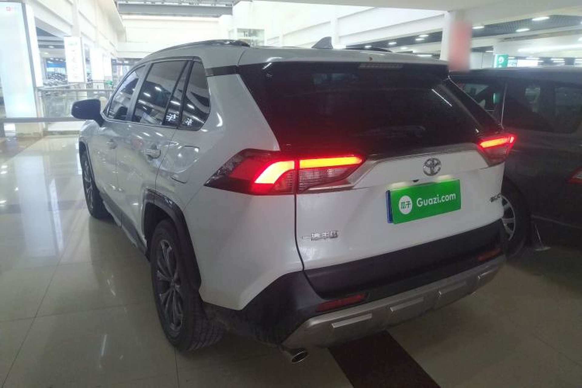 Used Toyota RAV4 2024 2.0L CVT Two-Wheel Drive Fashion Plus Edition Rear Left 45 Deg