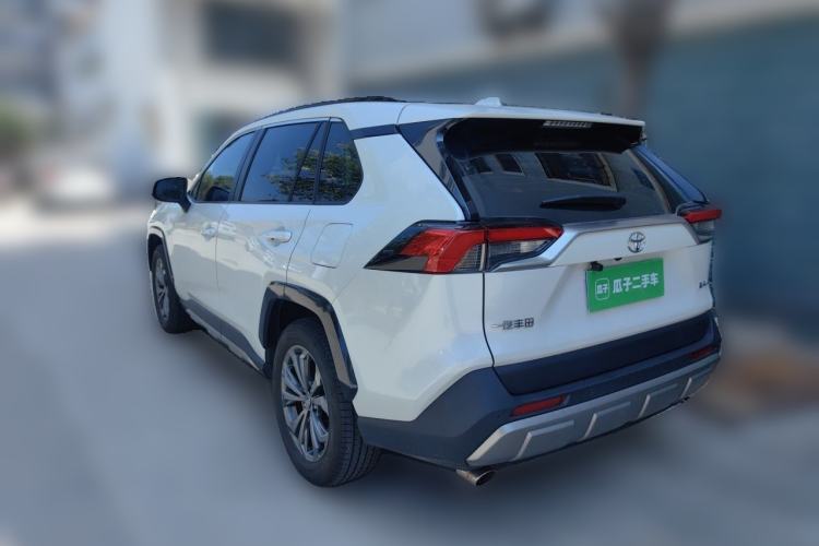Used Toyota RAV4 2024 2.0L CVT Two-Wheel Drive Fashion Plus Edition Rear Left 45 Deg