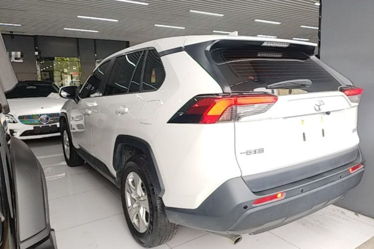 Used Toyota RAV4 2024 2.0L CVT Two-Wheel Drive Urban Edition Rear Left 45 Deg