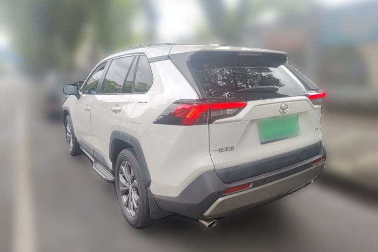 Used Toyota RAV4 2024 2.0L CVT Two-Wheel Drive Fashion Edition Rear Left 45 Deg