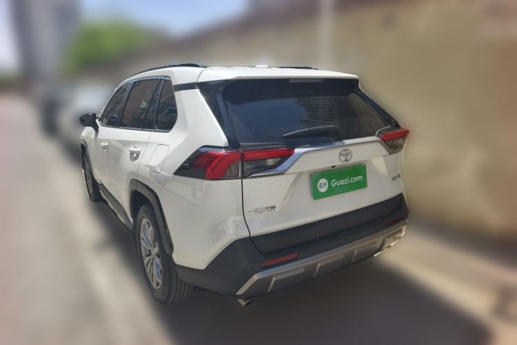 Used Toyota RAV4 2024 2.0L CVT Two-Wheel Drive Fashion Plus Edition Rear Left 45 Deg