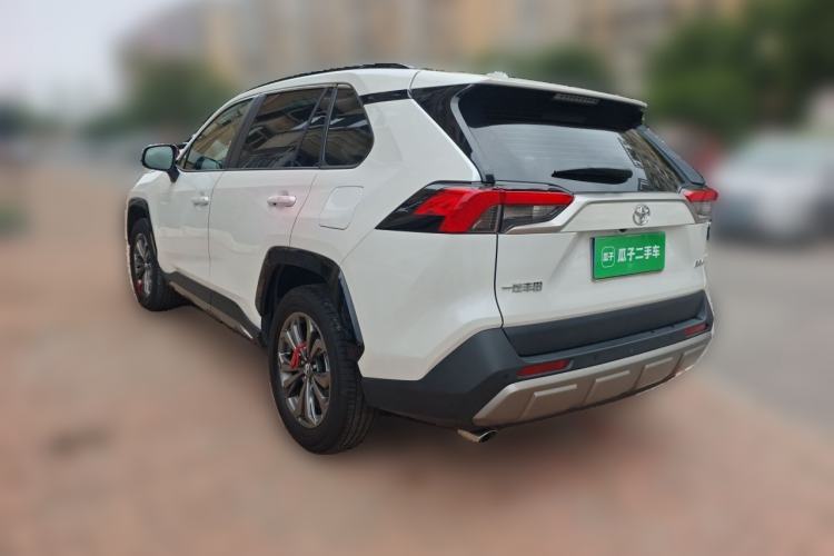 Used Toyota RAV4 2024 2.0L CVT Two-Wheel Drive Fashion Plus Edition Rear Left 45 Deg
