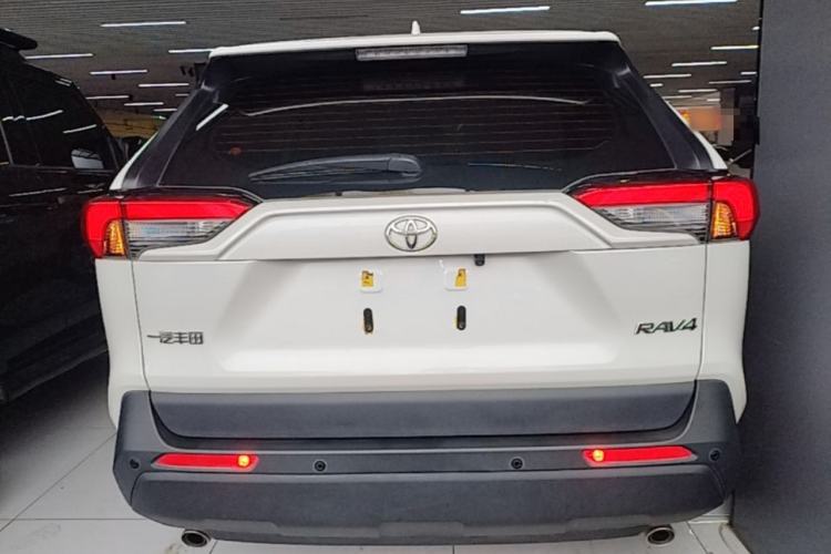 Used Toyota RAV4 2024 2.0L CVT Two-Wheel Drive Urban Edition Rear