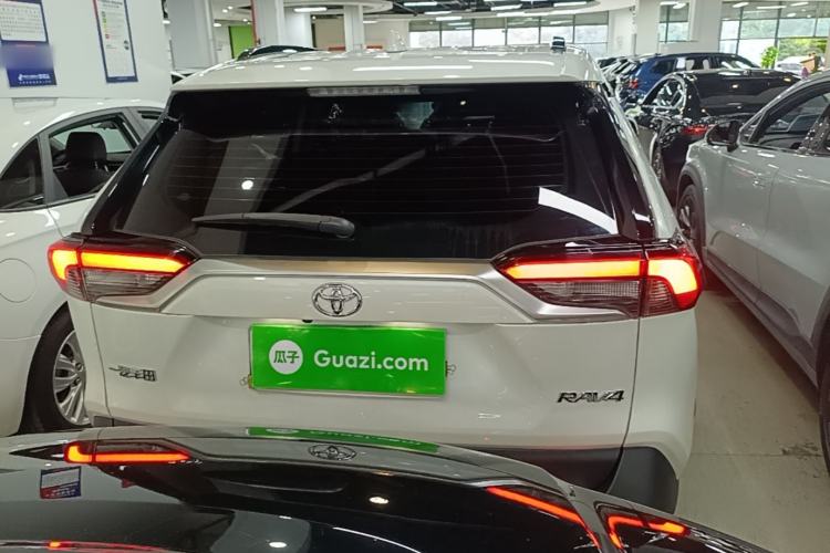 Used Toyota RAV4 2024 2.0L CVT Two-Wheel Drive Fashion Plus Edition Rear