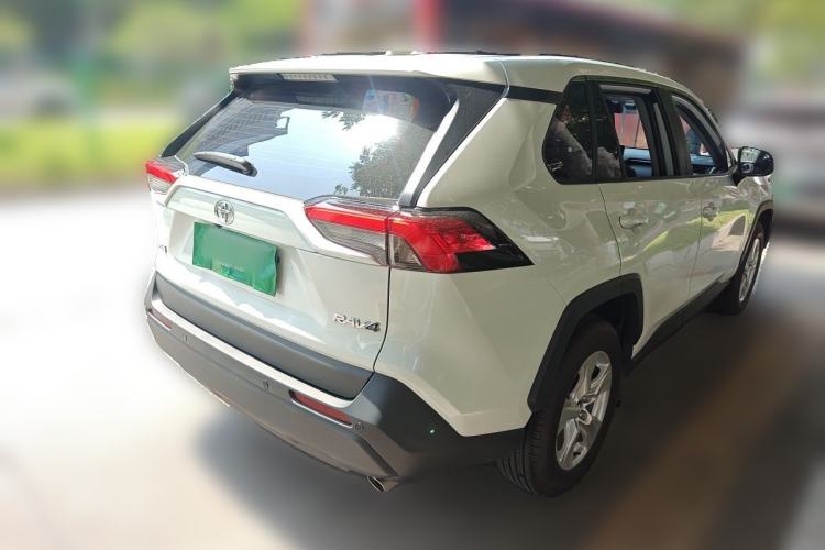 Used Toyota RAV4 2024 2.0L CVT Two-Wheel Drive Urban Edition Rear Right 45 Deg