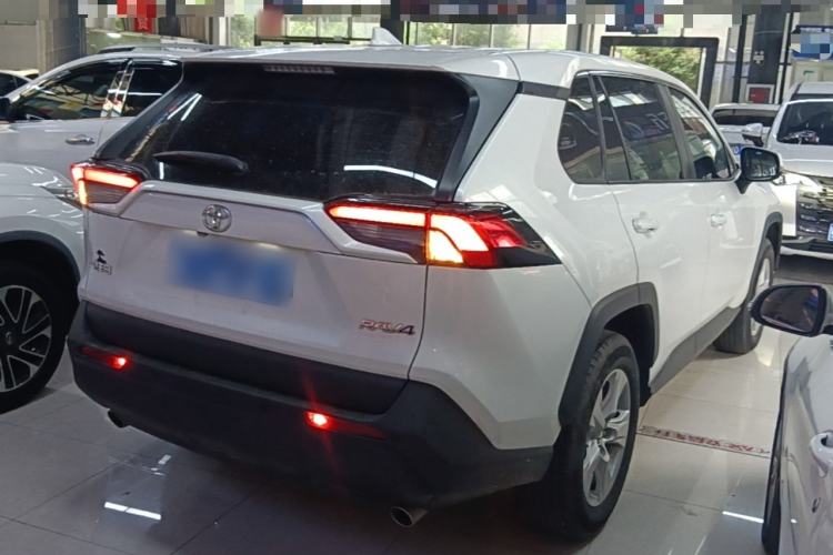 Used Toyota RAV4 2024 2.0L CVT Two-Wheel Drive Urban Edition Rear Right 45 Deg