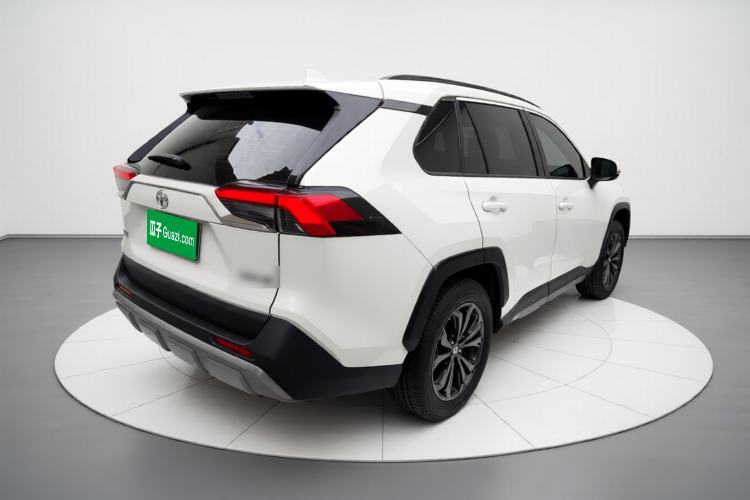 Used Toyota RAV4 2024 2.0L CVT Two-Wheel Drive Fashion Plus Edition Rear Right 45 Deg