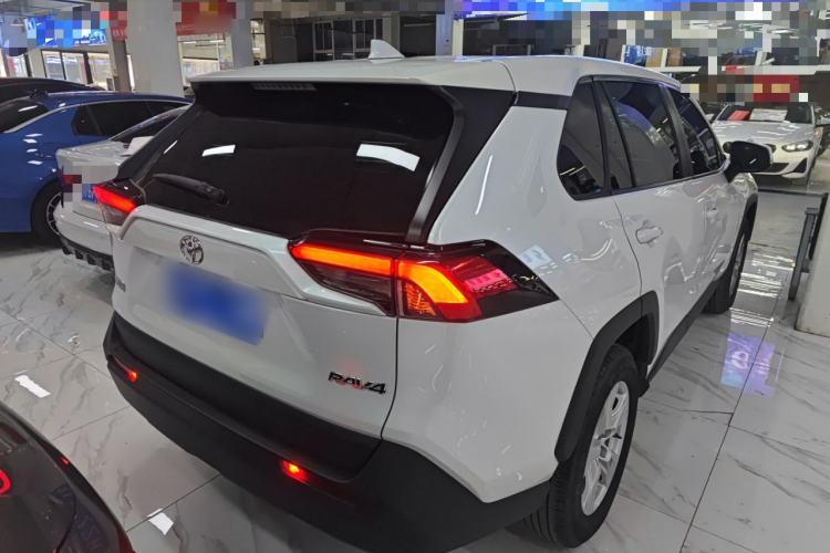 Used Toyota RAV4 2024 2.0L CVT Two-Wheel Drive Urban Edition Rear Right 45 Deg