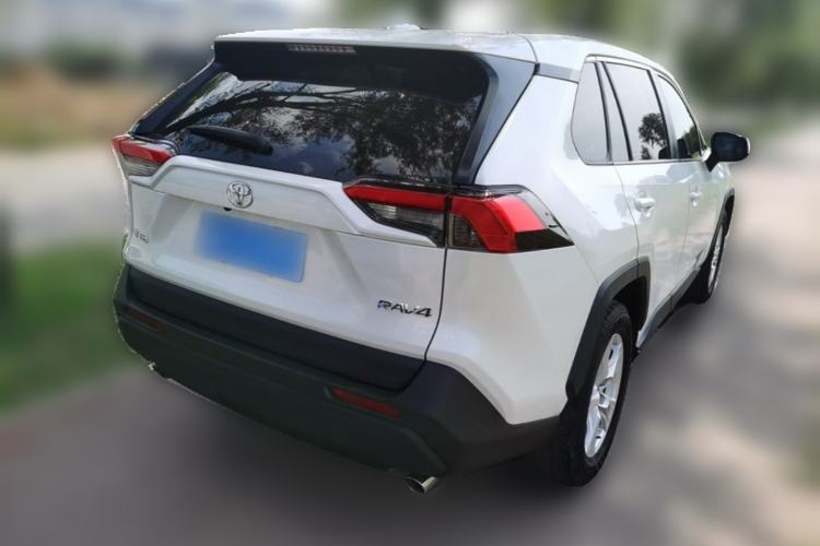 Used Toyota RAV4 2024 2.0L CVT Two-Wheel Drive Urban Edition Rear Right 45 Deg