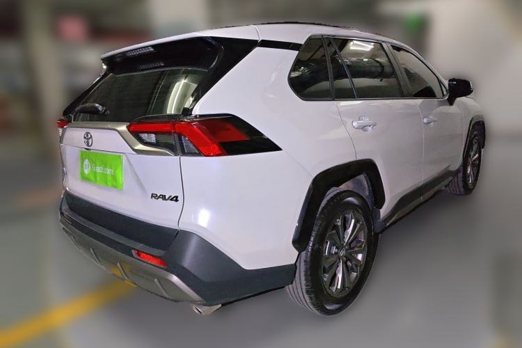 Used Toyota RAV4 2024 2.0L CVT Two-Wheel Drive Fashion Plus Edition Rear Right 45 Deg