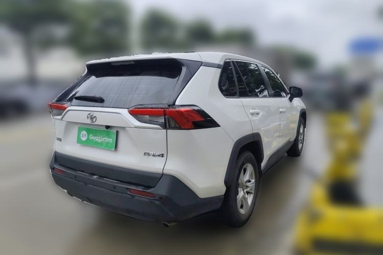 Used Toyota RAV4 2024 2.0L CVT Two-Wheel Drive Urban Edition Rear Right 45 Deg